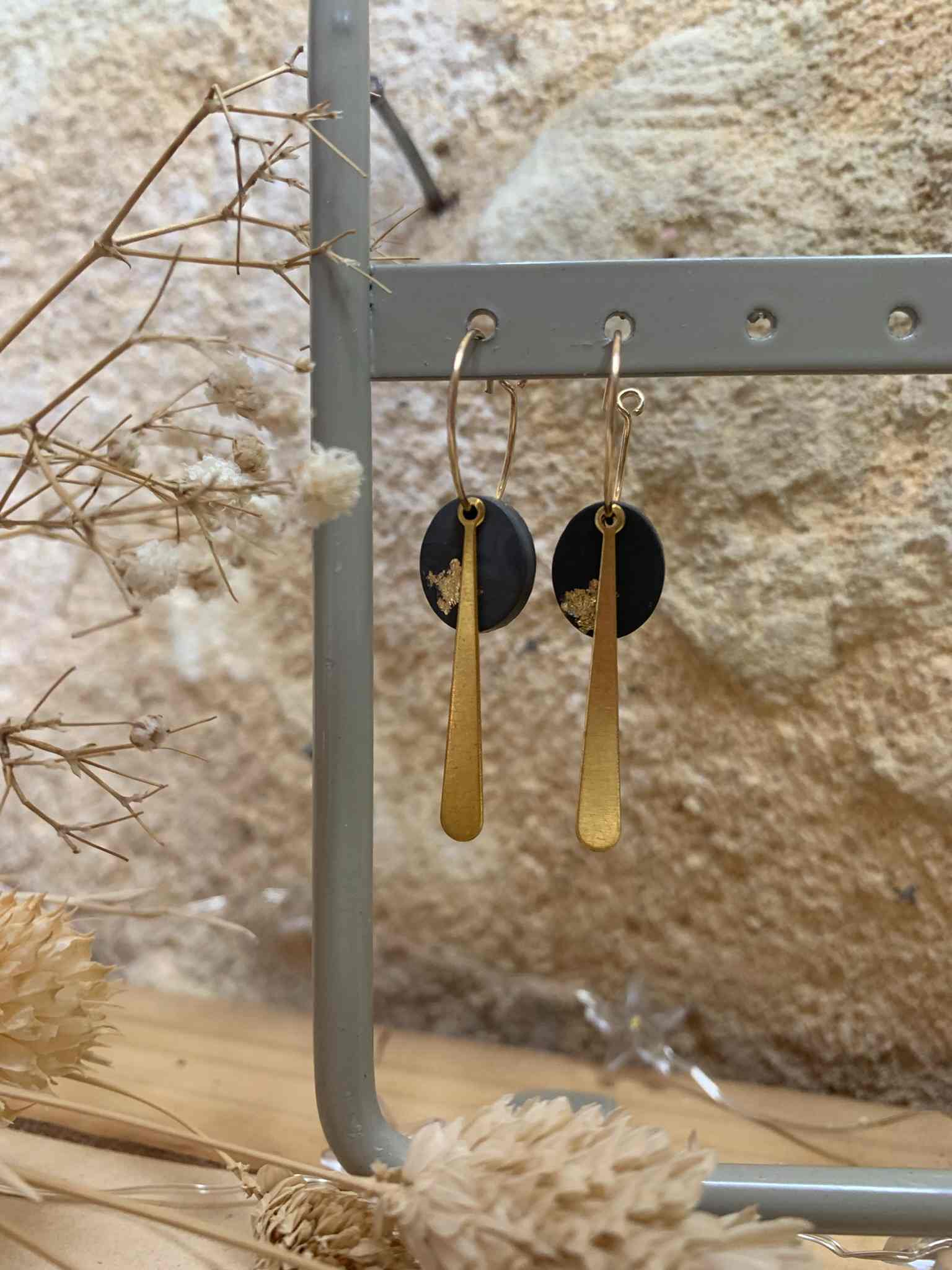 Boucles D'oreilles Percées Vintage Couleur Or Et Noir - Hypoallergéniques, Modèle 4584, Occasion